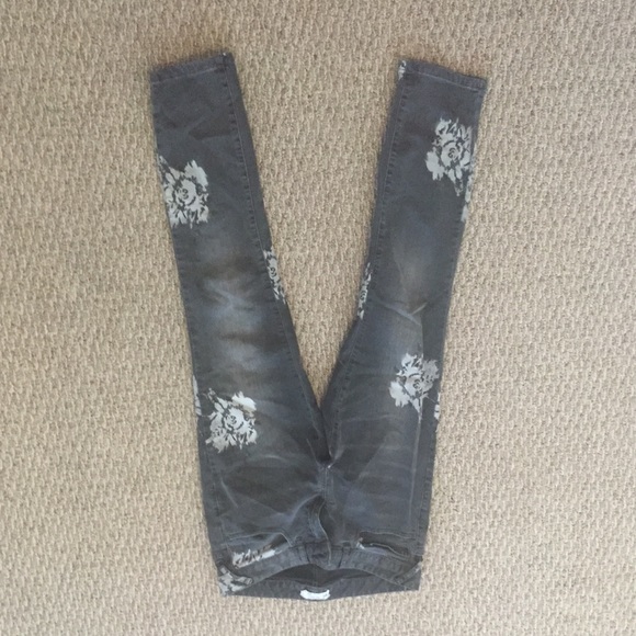 Free people cropped skinny printed jeans