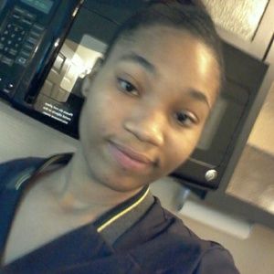 Meet your Posher, Antoinique