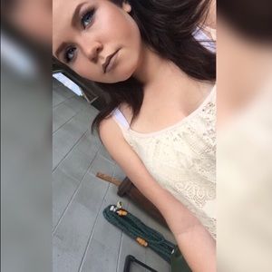 Meet your Posher, Alyssa