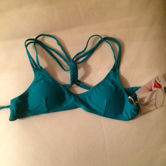 NWT Sheridyn Fisher Swim Top - Picture 1 of 4