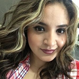 Meet your Posher, Asucena