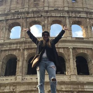 Meet your Posher, Annie