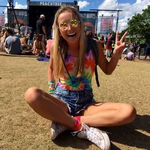 Meet your Posher, Sara