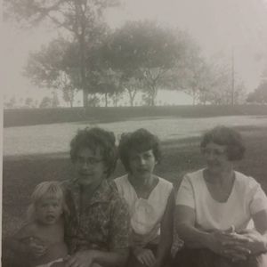 Meet your Posher, Cheryl