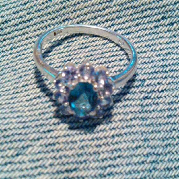 Ring - Picture 1 of 1