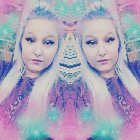 Meet your Posher, Lexi