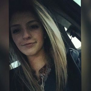 Meet your Posher, Lynsey