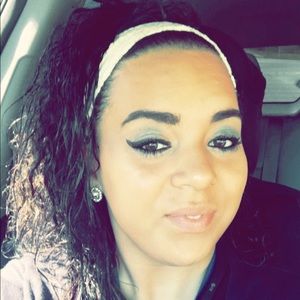 Meet your Posher, Trinity