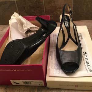 NEW Navy Slingback Leather Patent/MM Ivy Pumps