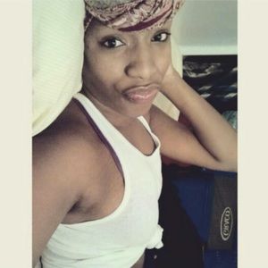 Meet your Posher, Kionia