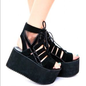 YRU "Medusa" Platform sandals