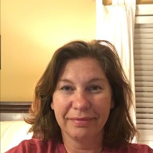 Meet your Posher, Launa