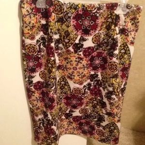 Cato size L knee length skirt