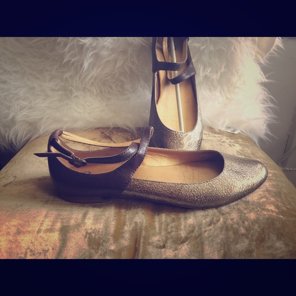 Seychelles Shoes - Seychelles leather Strappy ballet flats