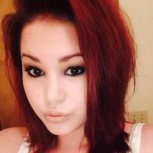 Meet your Posher, Cynthia