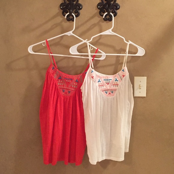 2 super cute and comfy tank tops from Belk