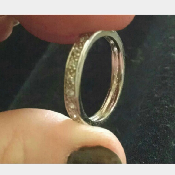 Solid sterling silver anniversary band - Picture 3 of 3