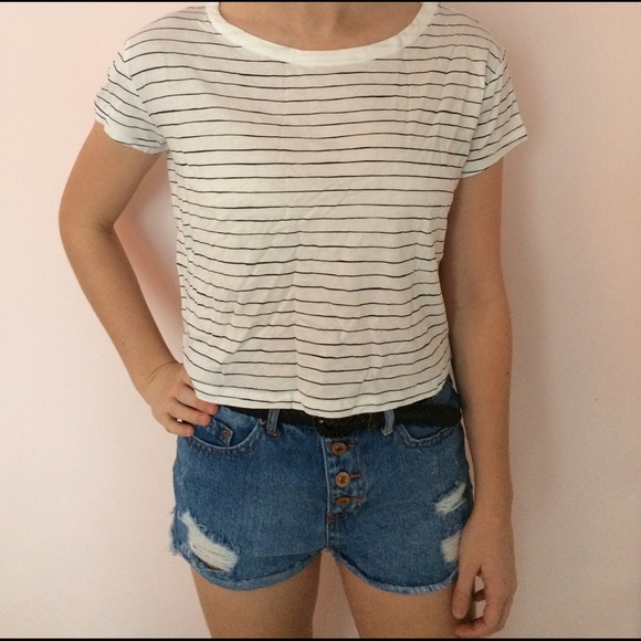 H&M Slightly-cropped tshirt - Picture 1 of 4