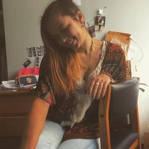 Meet your Posher, Juliana