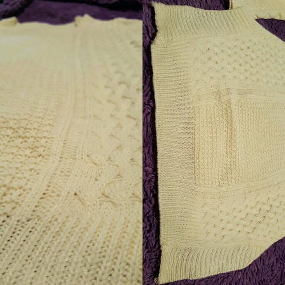 🛇SOLD ON MERCARI🛇Cream sweater - Picture 3 of 4