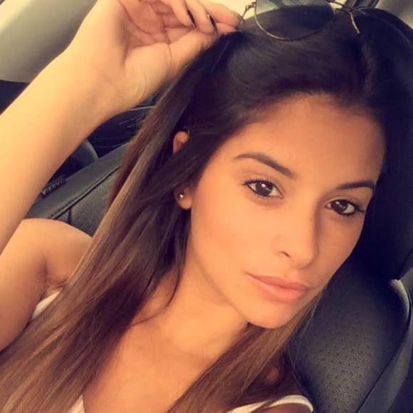 Meet your Posher, Melanie - Picture 1 of 1