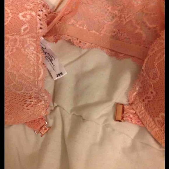 Bra Bundle - Picture 2 of 2