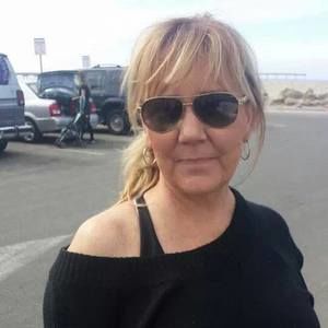 Meet your Posher, Kelley