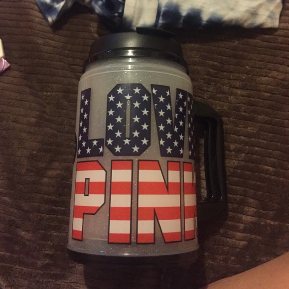 PINK flash light up chug cup