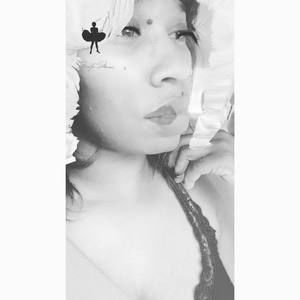 Meet your Posher, Latisha