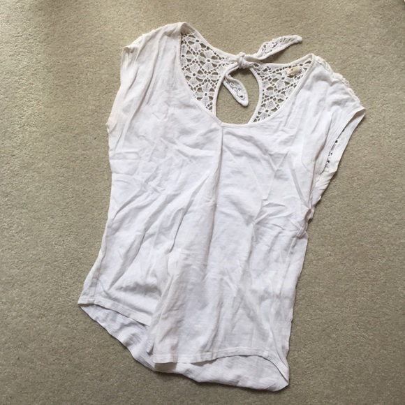 Aerie white shirt