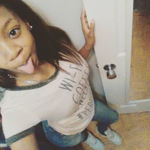 Meet your Posher, Cece