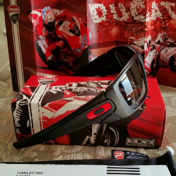 Oakley Ducati Fuel Cell Sunglasses
