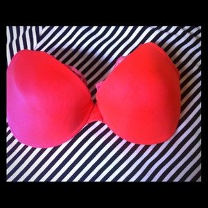 🍭PERKY POLKA DOT PUSH UP BRA 42D🍭