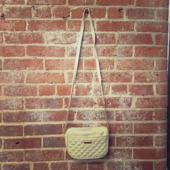 Vintage off white crossbody