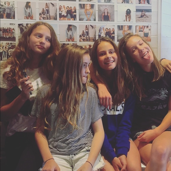 Meet your Posher, Mila