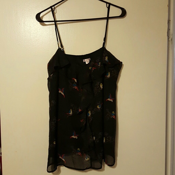 Spaghetti strap fluttery bird tank