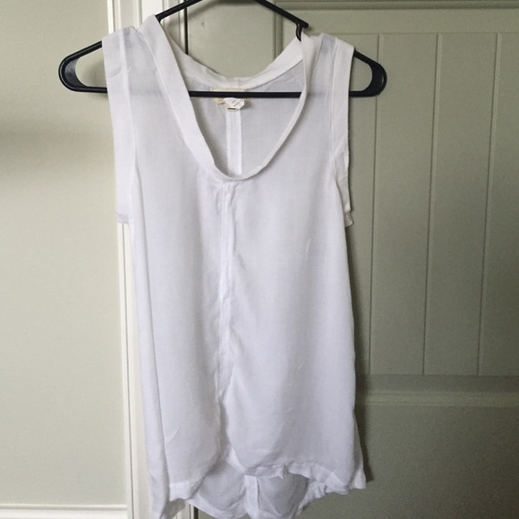 Cloth and stone tank top