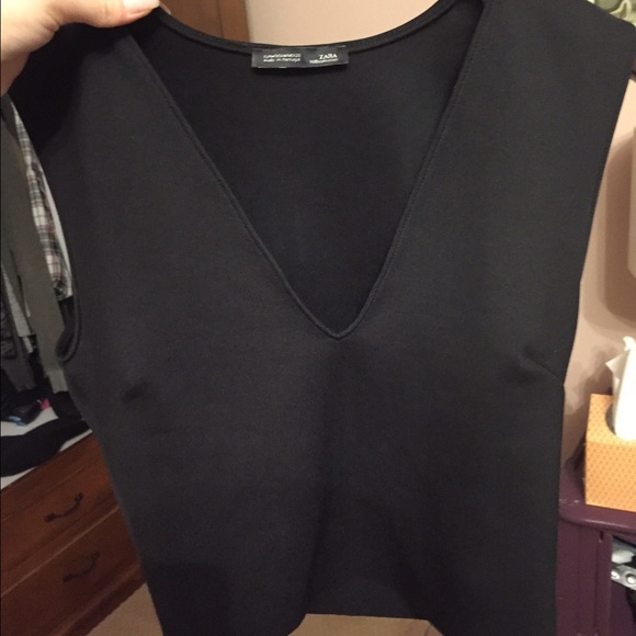 Zara black crop top ! Size M