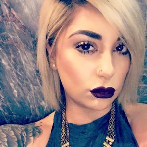 Meet your Posher, Monica