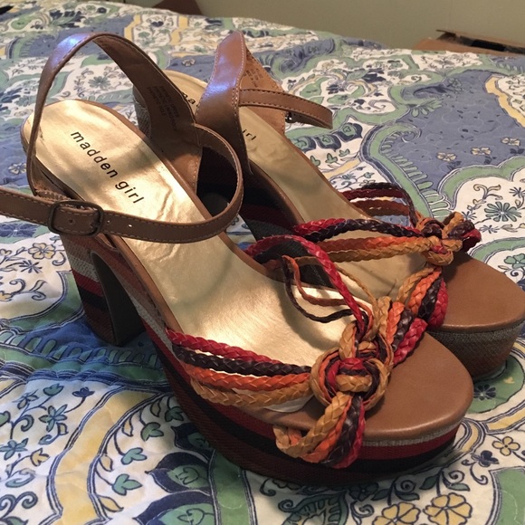 Madden Girl Boho Platform-Rolliee
