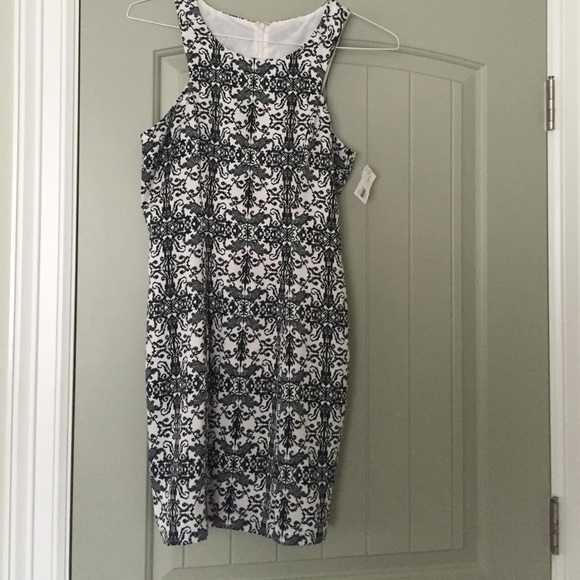 White and black patterned dress