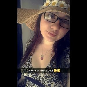 Meet your Posher, Sadie