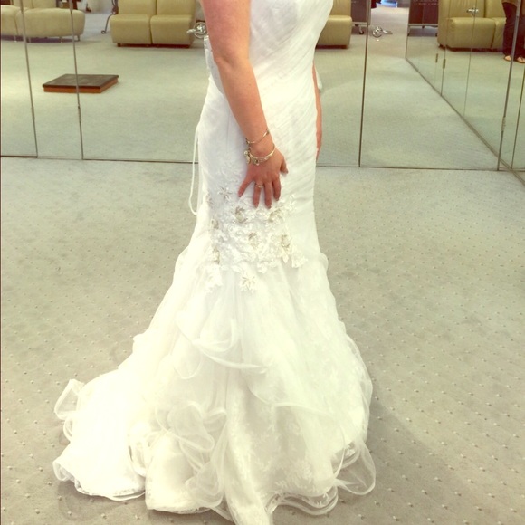 Wedding Dress. Alfred Angelo By Michael Shettel