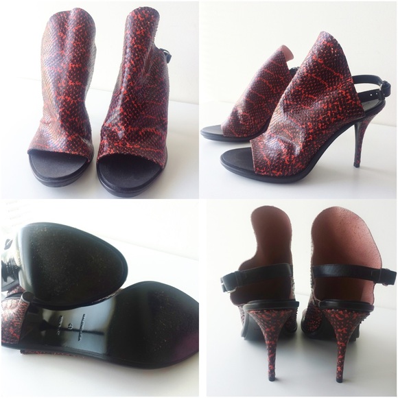 Balenciaga Shoes - Balenciaga Snake-Printed Glove Sandal Balenciaga Shoes - Balenciaga Snake-Printed Glove Sandal
