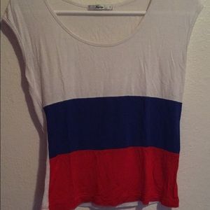 Red white and blue t shirt! ✨❤️