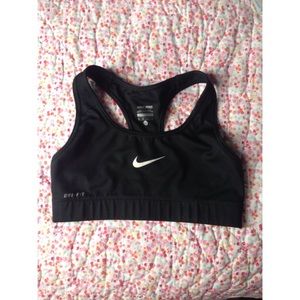 Nike Pro Sports Bra