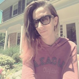 Meet your Posher, Ang