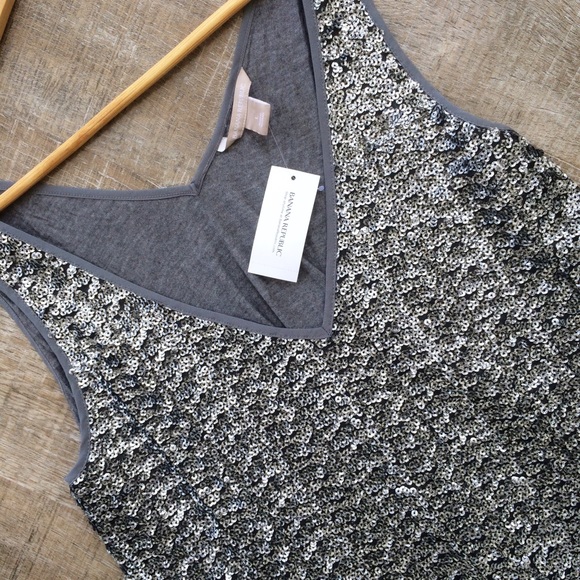 Banana Republic Tops - NWT! Banana Republic dressy sequin tank
