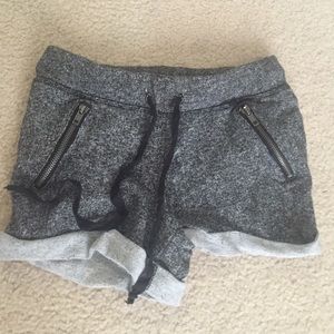 LA hearts comfy shorts