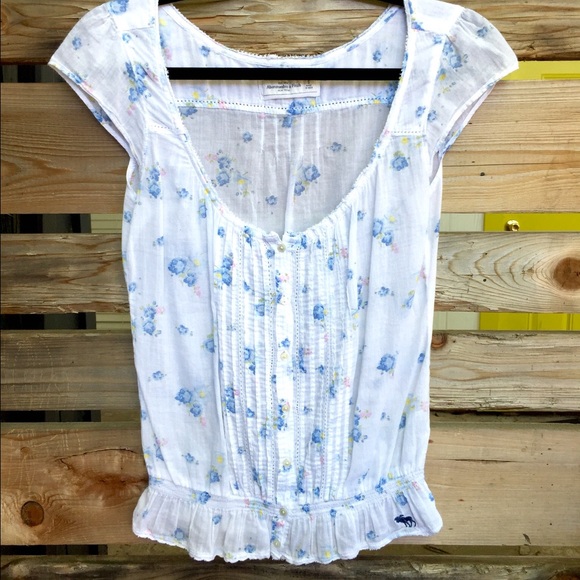 🎉HP!!!🎉Abercrombie & Fitch Cotton Peasant Top